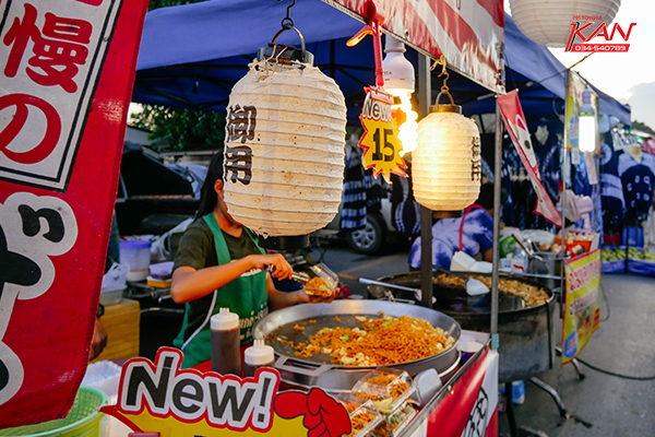 05 เดิน ชิวที่ "ถนนคนเดิน ปากแพรก" เดิน ไป กิน ไป