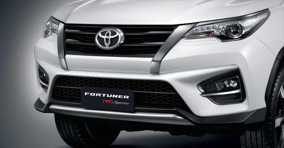 pic-exterior-1 New !! Toyota Fortuner 2018