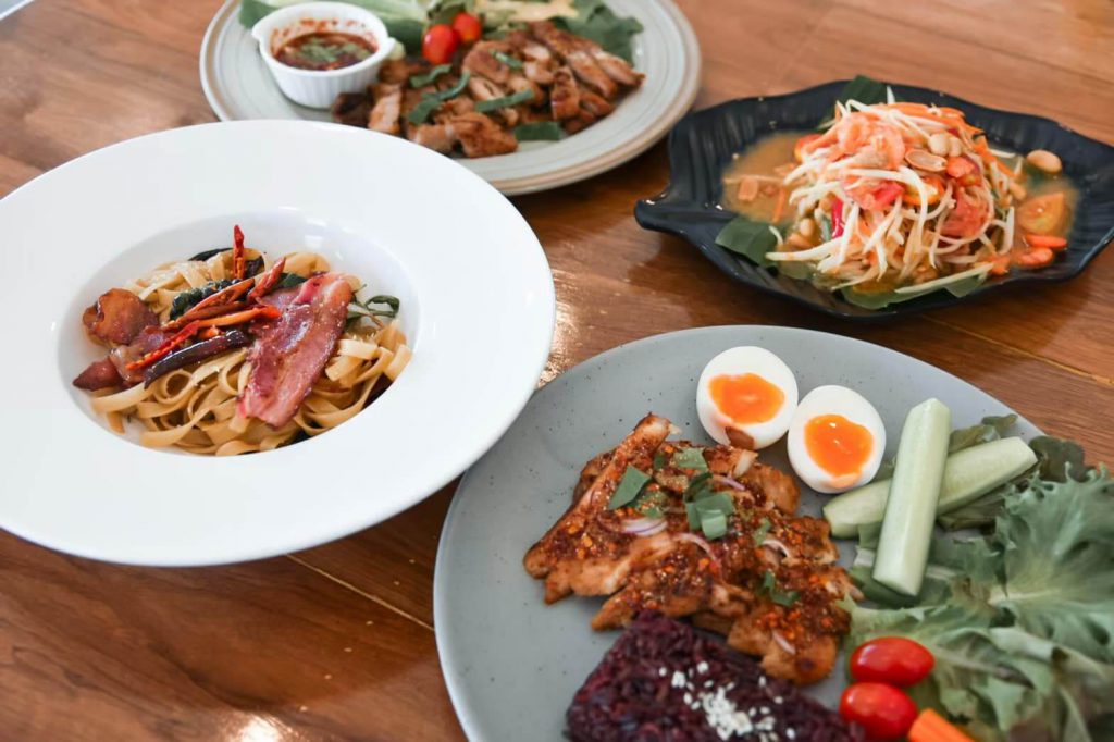 BaanBam-บ้านแบม-Cafe-Bistro-1024x682 รวมคาเฟ่กาญจนบุรี เปิดใหม่ !!