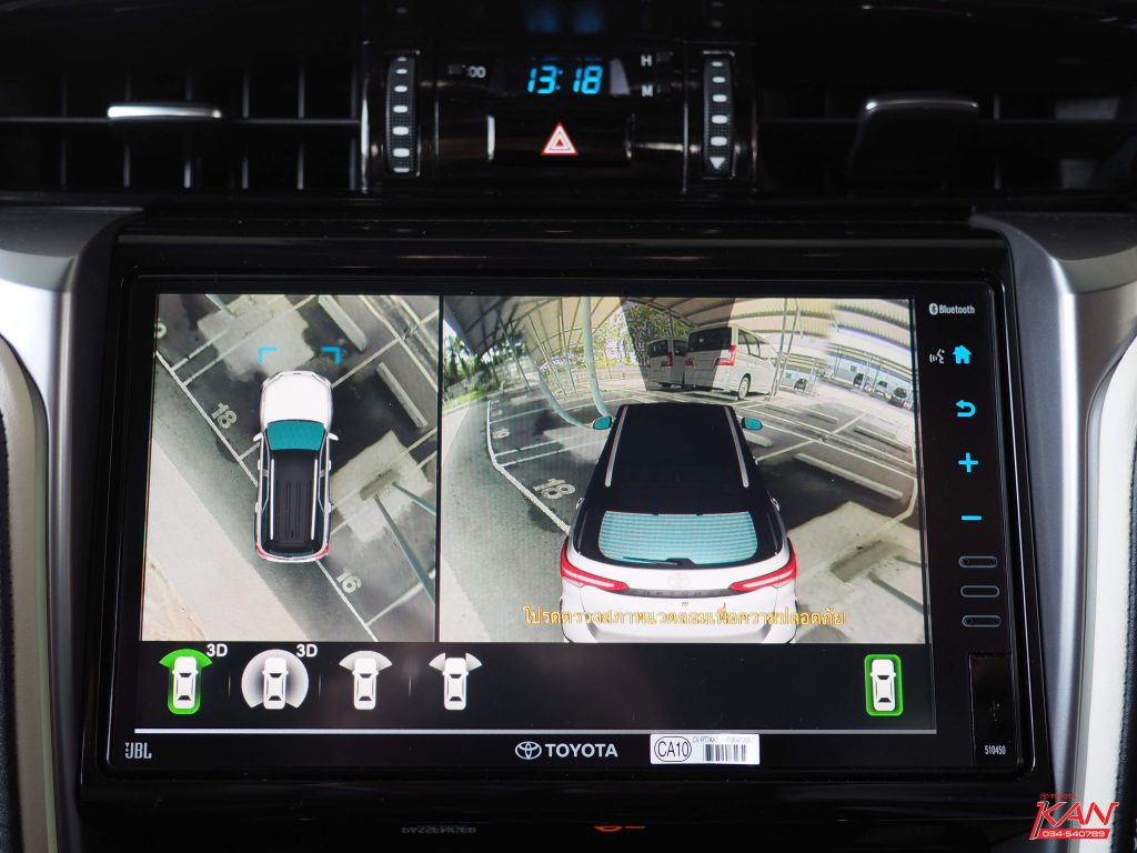 screen-back-camera-fortuner-legender-1024x768 รีวิว Fortuner Legender โดดเด่นทุกมิติ