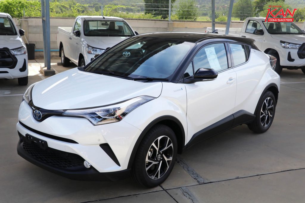 Toyota hybrid on sale chr 2021