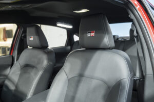 Toyota_Yaris_Ativ_HEV_GR_Interior_35-3-300x200 รีวิว Toyota Yaris ATIV HEV GR Sport 