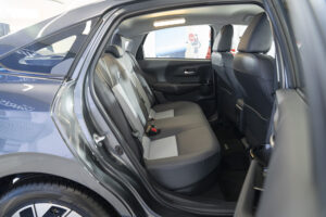 Toyota_Yaris_Ativ_HEV_Premium_Interior_12-300x200 รีวิว Toyota Yaris ATIV HEV 2025
