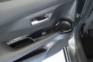 Toyota_Yaris_Ativ_HEV_Premium_Interior_14-300x200 รีวิว Toyota Yaris ATIV HEV 2025