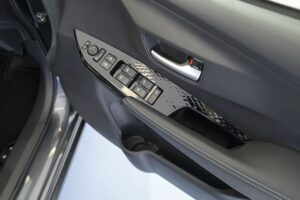 Toyota_Yaris_Ativ_HEV_Premium_Interior_3-2-300x200 รีวิว Toyota Yaris ATIV HEV 2025