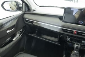 Toyota_Yaris_Ativ_HEV_Premium_Interior_33-1-300x200 รีวิว Toyota Yaris ATIV HEV 2025