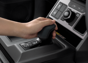 สเปค-travo-e-4-300x214 เปิดสเปค Hilux Travo-e